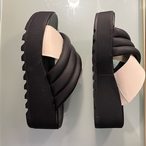 Sorel Cameron Flatform Puff Mule - Picture 6 of 7